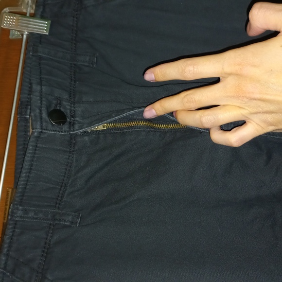 TAINTED BOWEN, MENS CARGO PANT, WAIST 32", LENGTH 31' - Picture 9 of 16